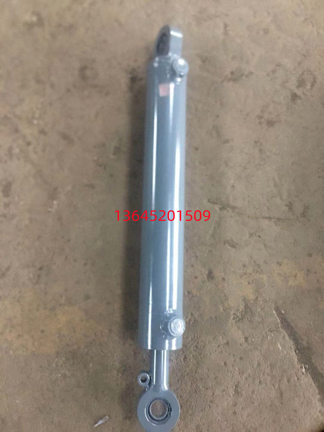 沃尔沃P8820摊铺机找平油缸